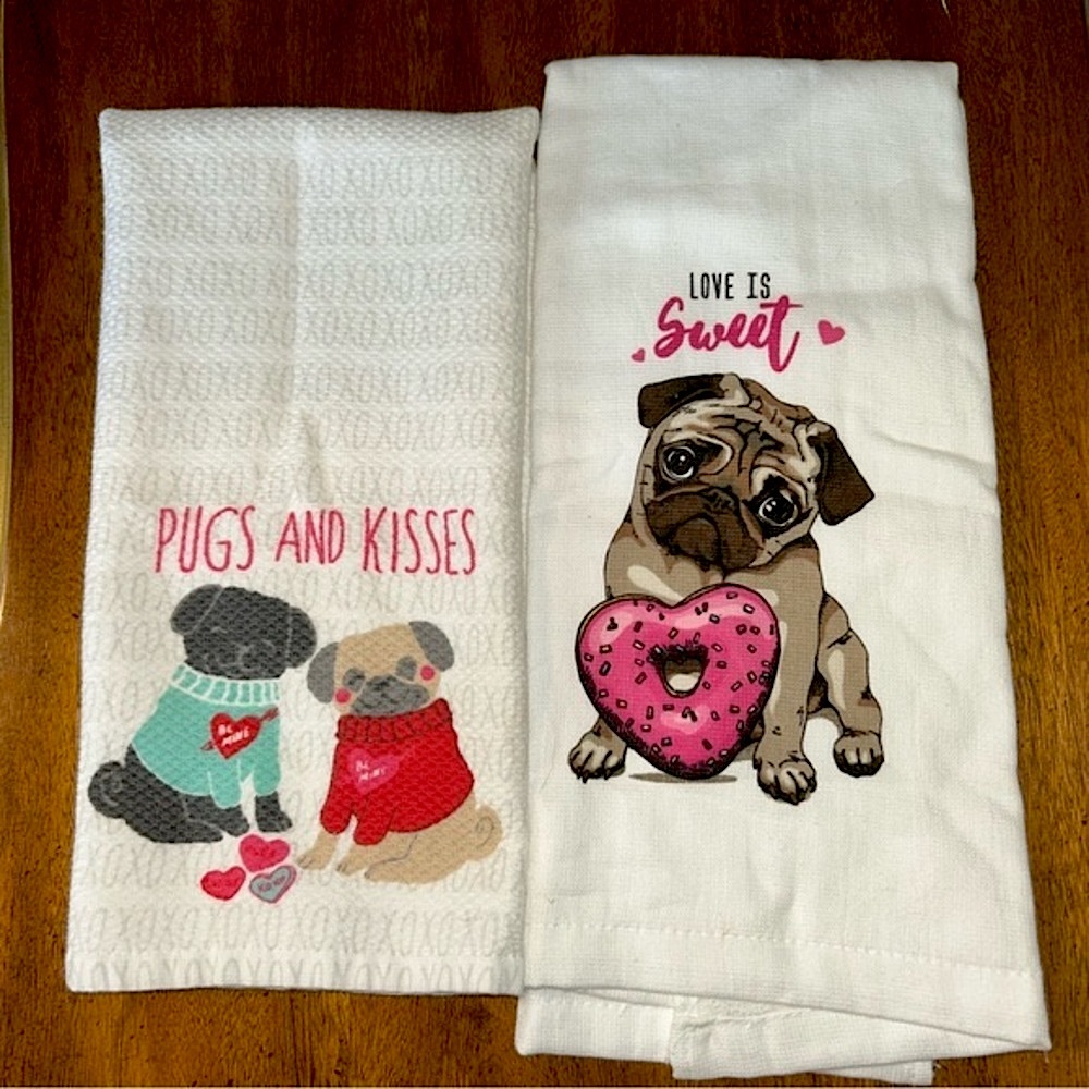 Pugs & Kisses SET 2 Towels Custom LOVE Bundle Isaac Mizrahi + NEW